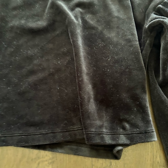 Beyond yoga brushed up pullover black velvet longe crop top long sleeve - Picture 7 of 9